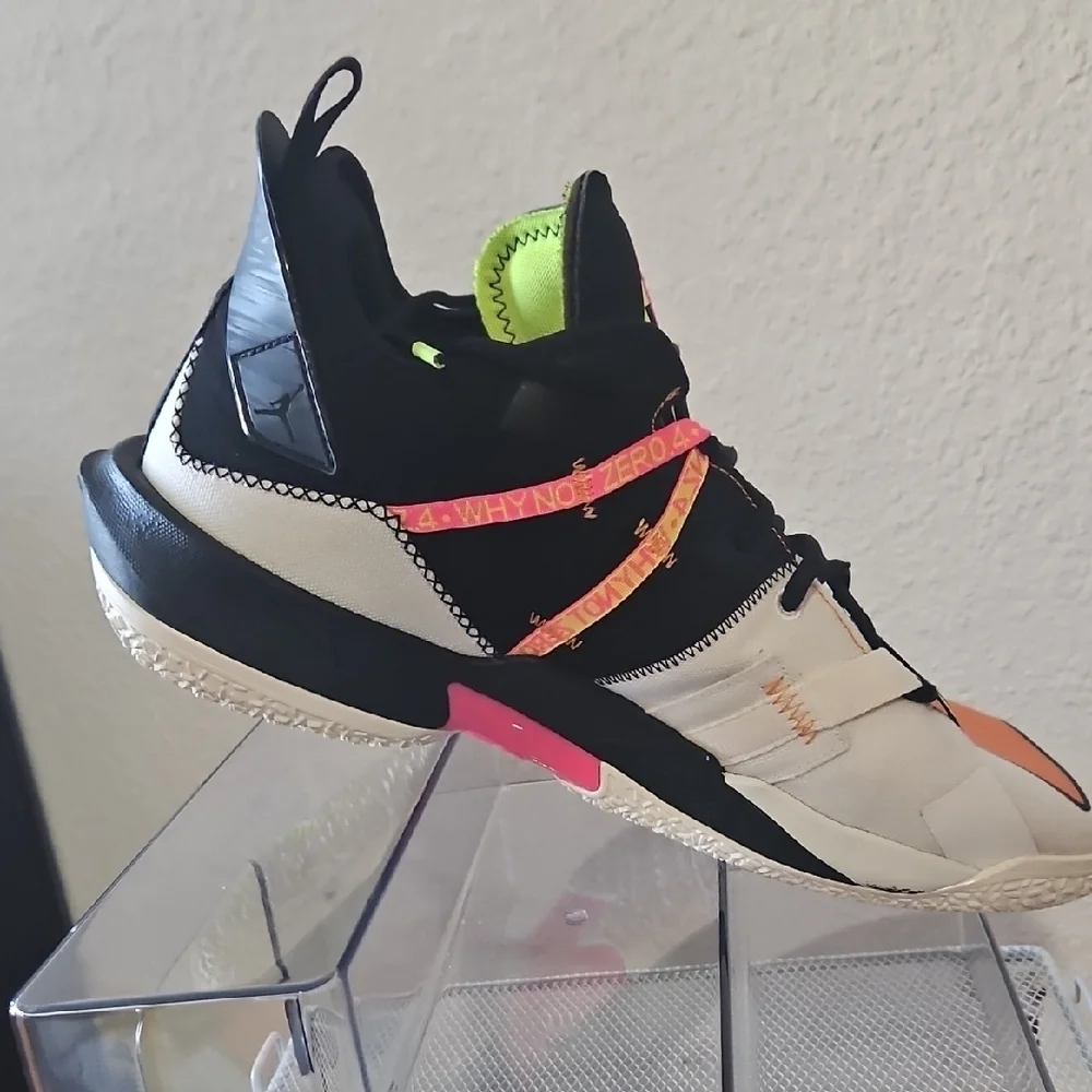 AIR Jordan Why Not  Zer0.4 Orange and Black Athletic Shoes